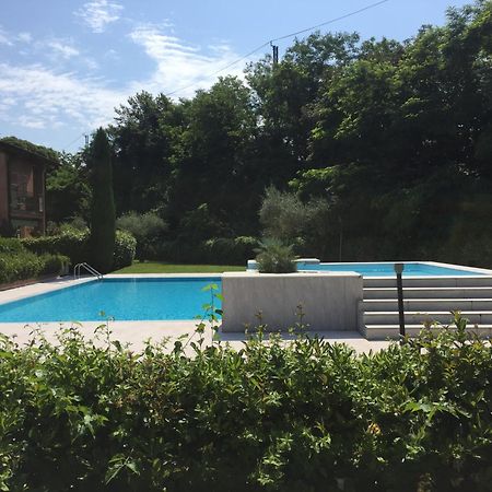 Home La Rosa Del Garda Peschiera del Garda Exterior foto
